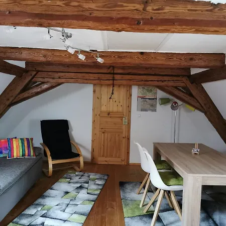 Apartment Ferienwohnung Dachgeschoss Augustusberg,62m² *