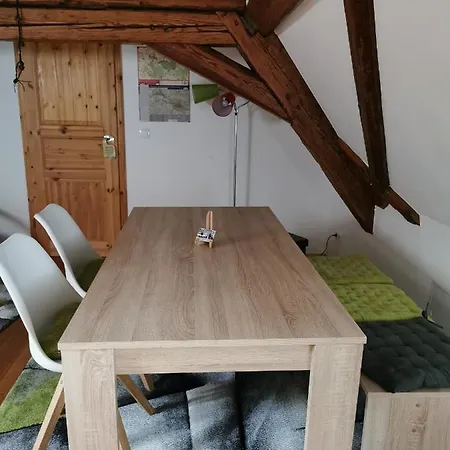 Apartment Ferienwohnung Dachgeschoss Augustusberg,62m² *