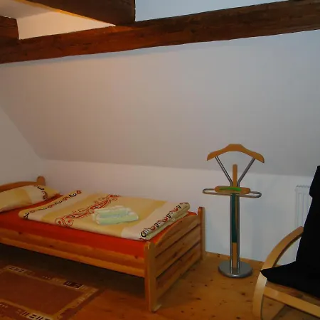 Ferienwohnung Dachgeschoss Augustusberg,62m² * Bad Gottleuba-Berggiesshuebel